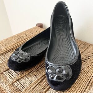 Crocs Shoes Women’s 7 Velvet Ballet Flats with Black Gem Embellishment